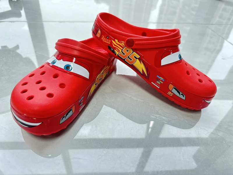 Disney Lightninged McQueens Pixar Cartoon Solide Wasserdichte Hausschuhe Outdoor Sandalen Casual Atmungsaktive Ankle-wrap Eva Schuhe Geschenk