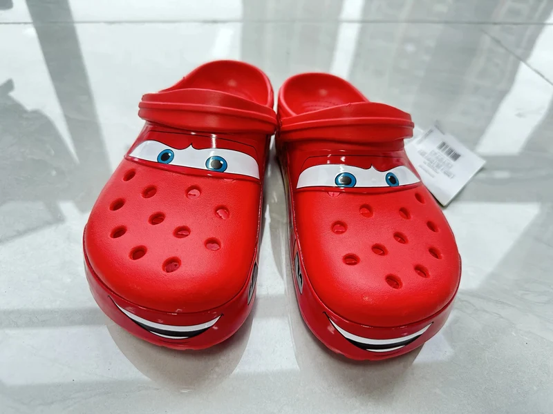 Disney Lightninged McQueens Pixar Cartoon Solide Wasserdichte Hausschuhe Outdoor Sandalen Casual Atmungsaktive Ankle-wrap Eva Schuhe Geschenk