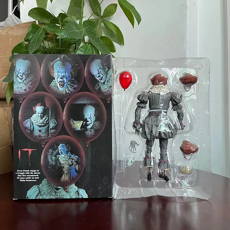 NECA Pennywise Joker Action Figur Spielzeug Puppe Horror Halloween Weihnachten Geschenk 18cm Bücherregal Ornament