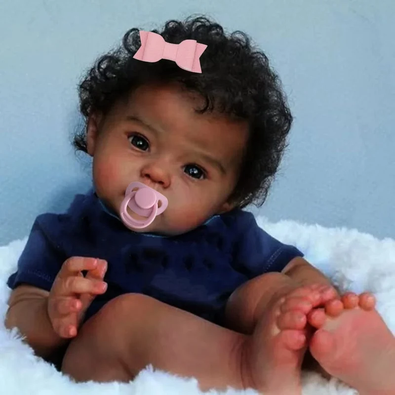 20 Zoll Afroamerikanerpuppe Rabe dunkle Haut Reborn Baby Fertiges Neugeborenes mit verwurzeltem Haar Handgemachtes Spielzeug Geschenk für Mädchen