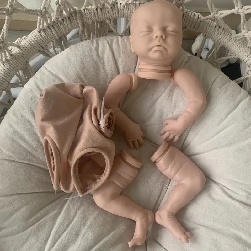 NPK 18-Zoll-Reborn-Puppenbausatz Delilah Lifeike frische Farbe weiche DIY-Puppenteile