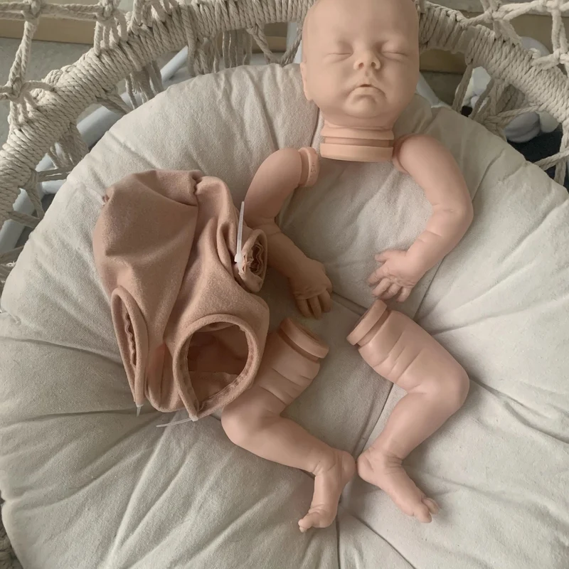 NPK 18-Zoll-Reborn-Puppenbausatz Delilah Lifeike frische Farbe weiche DIY-Puppenteile