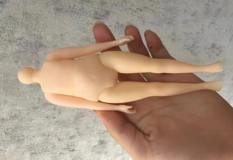 Neue Monst Savage Baby Gummipuppen Höhe 20 Zentimeter Schrank Zarte Kindliche Unschuld Schöne Spielzeug 5 Arten Puppen