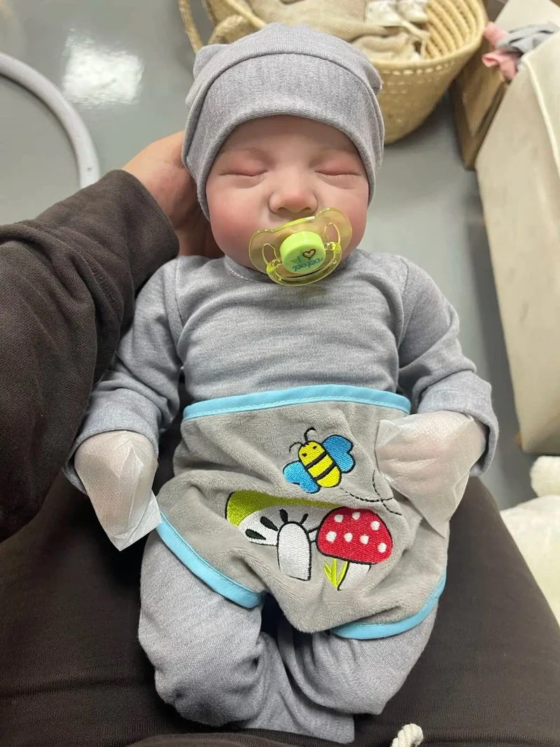 20 Zoll Levi Reborn Baby Realistischer Vinylkörper Lebendig LoL Bebe Neugeborene Fertige, mit Haaren bemalte Puppe Kinder Mädchen Geschenkpuppen 4.7