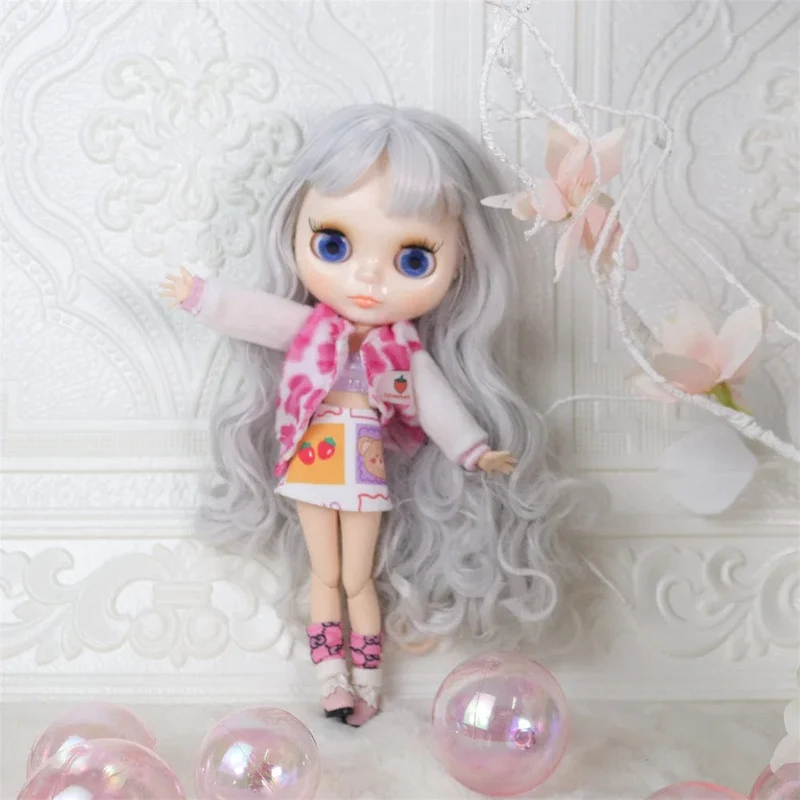 ICY DBS Blyth puppe Weiße Haut Glänzendes gesicht Mattes gesicht Joint körper mit hand set A & B 1/6 bjd geeignet diy make-up Spezielle preis