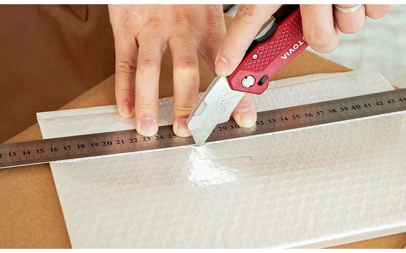 T TOVIA Klappmesser, auswechselbares Universalmesser für Kabelkartons, Kartons, Schneidegriff, Messerklingen, Outdoor-Handwerkzeug