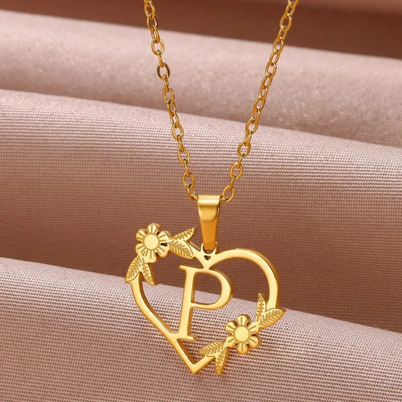 Gold Farbe zierliche Blume Initialen Halskette Frauen Mädchen Edelstahl Herz Brief Choker Halskette Beste Geschenke Alphabet Schmuck