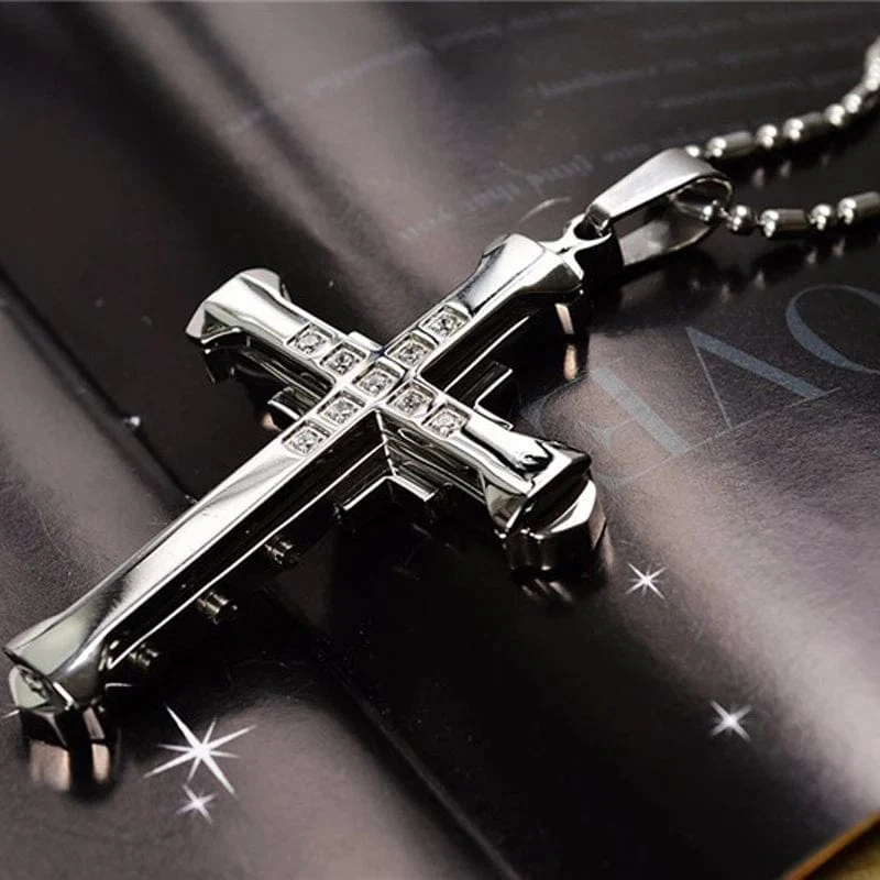 2024 neue Männliche Kristall Kreuz Jesus Anhänger Gold/Schwarz/Blau Farbe Zirkonia Halskette Edelstahl Schmuck