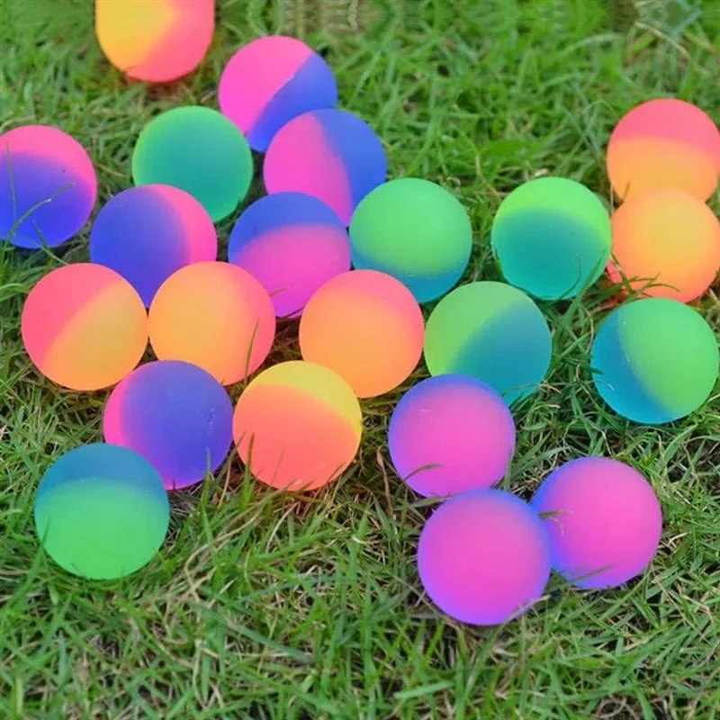 10 Stück 25 mm farbiger Junge Springball niedlich leuchtender Kinderspielzeugball Gummi Kinder Sportspiele elastische Springbälle Outdoor-Spielzeug
