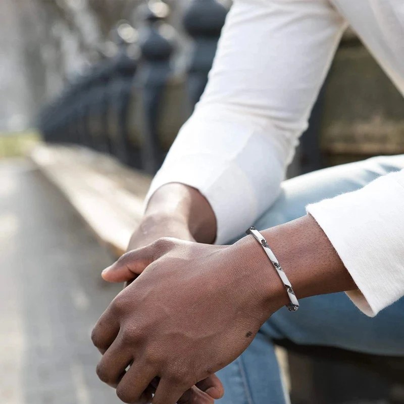Vnox Herren-Kettenarmband mit geometrischem Rautenmuster, lässiges Armband aus Edelstahl mit Metallgliedern, Länge verstellbar