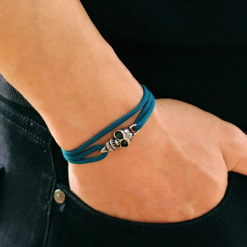 Neues Gothic-Totenkopf-Armband für Männer, handgefertigt, verschiebbar, verstellbar, dünne Schnur, Braslet, einfacher Haken, nautisches Skelett-Armband, Pulseria
