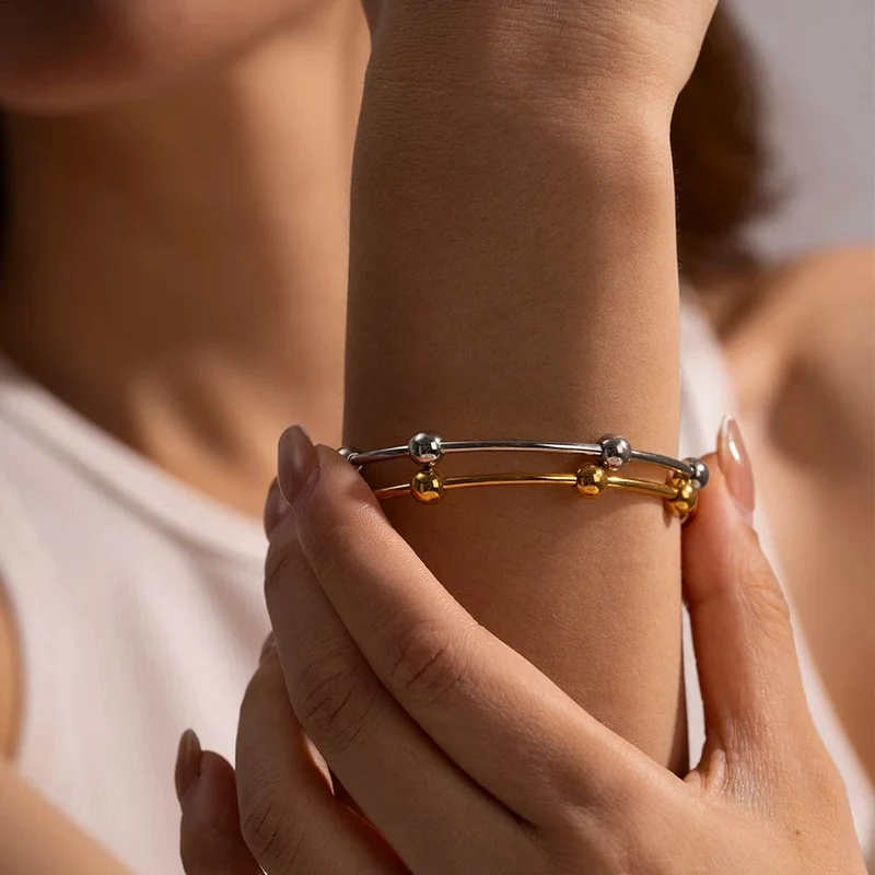 Uworld18k vergoldete Edelstahlarmbänder, Schmuck, wasserdicht, mehrere runde Kugeln, offene Armreifen für Frauen und Männer