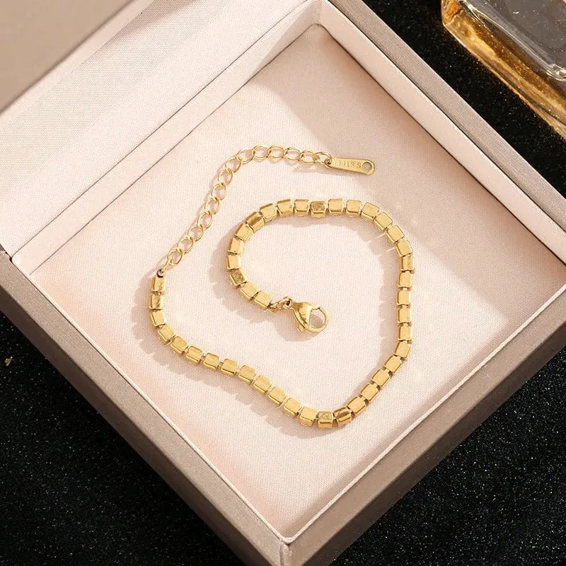 Edelstahl Glänzend Klar Zirkon Armband Für Frauen Mädchen Gold Farbe Lichtecht Exquisite Armreifen Party Schmuck Geschenke 2024 Neue