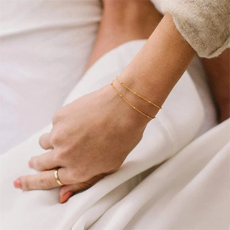 eManco Schlichtes Damen-Kugelkettenarmband, Schmuck, mehrlagiges feines Perlenkettenarmband, Damen-Edelstahlkette