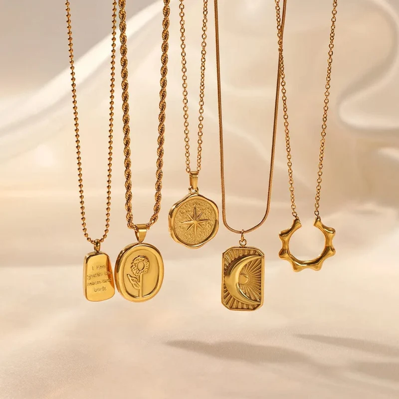 316L Edelstahl Stern Mond Blume Hängeanhänger Halskette für Frauen Minimalistische goldene Kette Halskette Accessoire