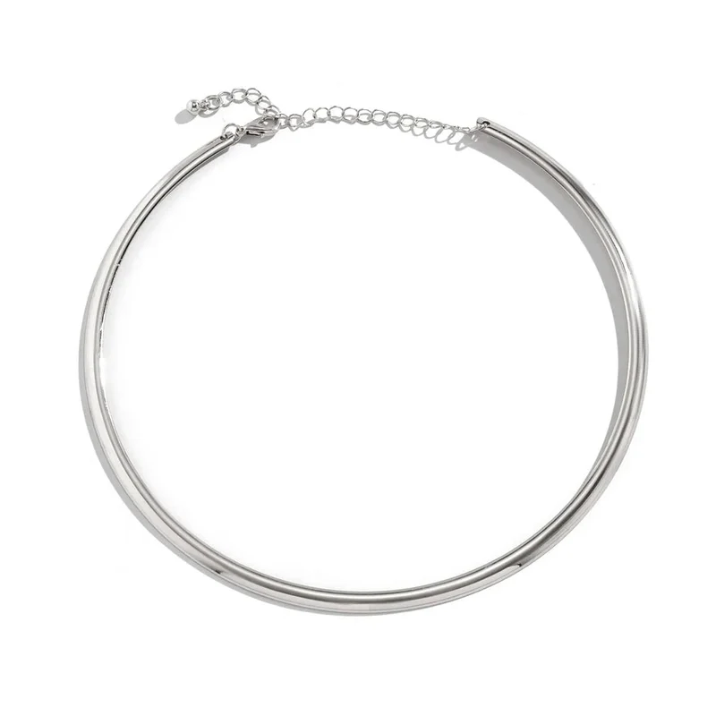 IngeSight.Z Punk-Halskette aus glattem Metall mit runden Drehmomenten für Frauen, schlichte Halskette in Goldfarbe, Party-Schmuck, Geschenk