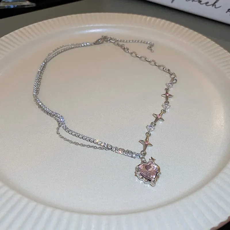 Korean Fashion Halskette für Frauen Herzförmige Zirkon Halskette Anhänger Temperament Schlüsselbein Kette Geburtstag Party Schmuck Geschenk