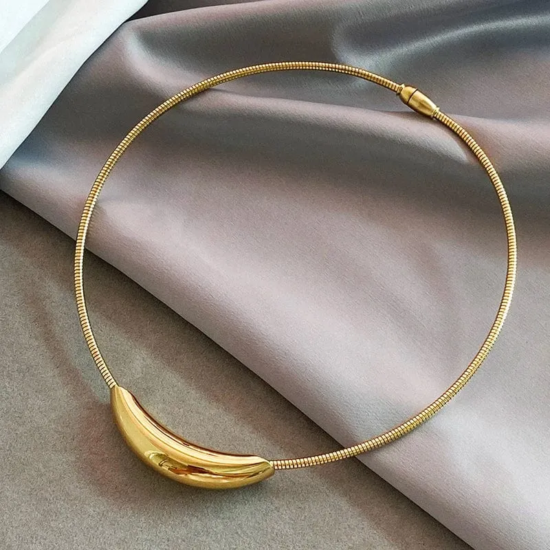 Französisches Retro-Design, Metallrohr, Schlangenknochen-Kettenhalsband für Damen, übertriebene Edelstahl-Halskette, farbloser Schmuck für Mädchen