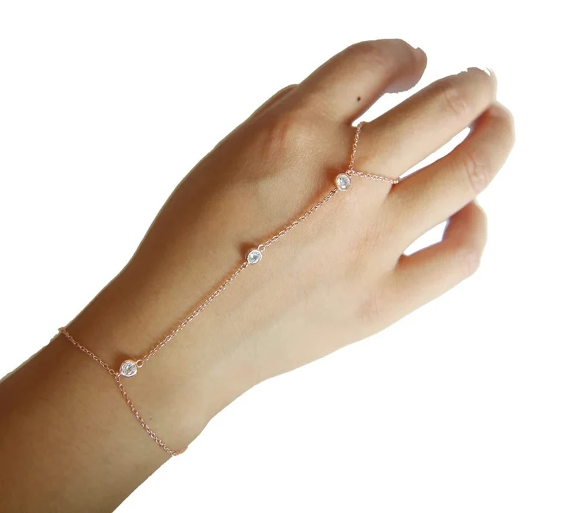 Hochwertiges 925 Sterling Silber Gold Farbe Micro Pave CZ Station Charm Kettenarmband mit Ring Mode Handgelenk Schmuck für Frauen