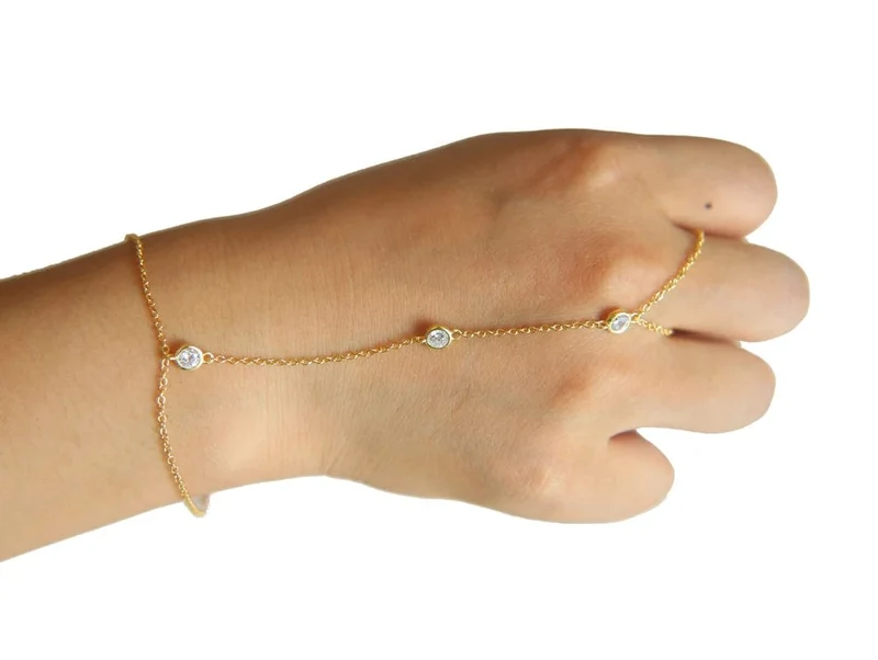 Hochwertiges 925 Sterling Silber Gold Farbe Micro Pave CZ Station Charm Kettenarmband mit Ring Mode Handgelenk Schmuck für Frauen