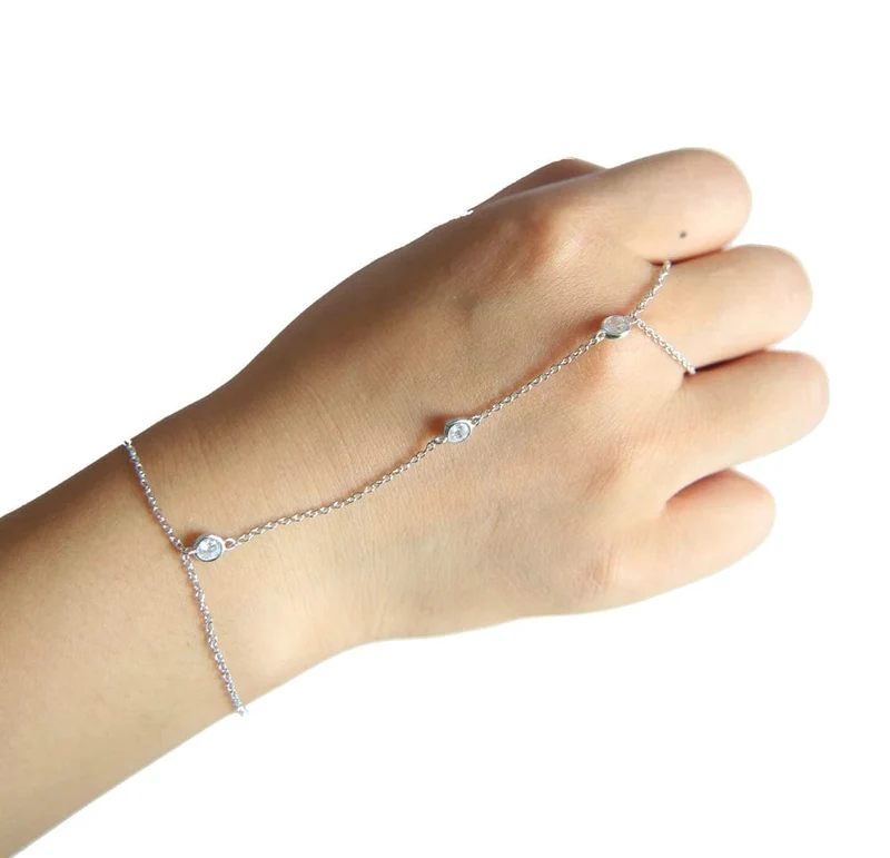 Hochwertiges 925 Sterling Silber Gold Farbe Micro Pave CZ Station Charm Kettenarmband mit Ring Mode Handgelenk Schmuck für Frauen