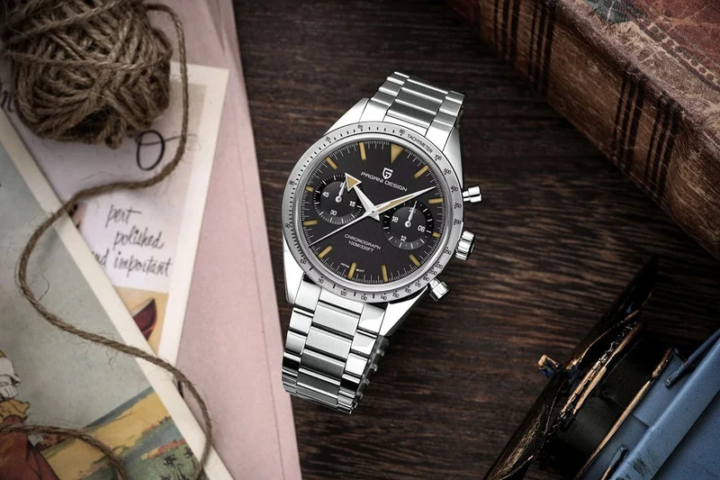 PAGANI DESIGN 2023 Herrenuhr Mond Quarzuhr Herren Speed ​​Sport wasserdicht Chronograph AR Saphir VK64 Stahl Retro Leuchtuhr