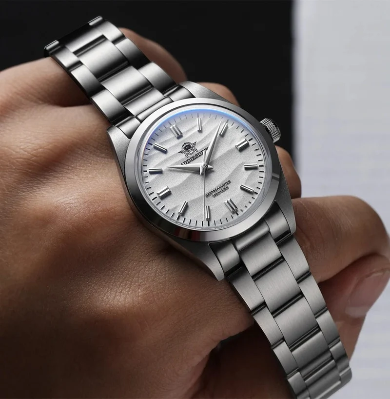 ADDIESDIVE Heißer Verkauf AD2030 Quarzuhr Einfache 10Bar Stahl Dive Armbanduhr Blase Spiegel Topf Abdeckung Glas Sport 36mm Männer Uhren