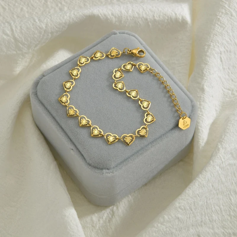 Hochwertiges Edelstahl 14K vergoldetes hohles Herzarmband für Frauen Charm Hochzeit Verlobungsfeier Modeschmuck