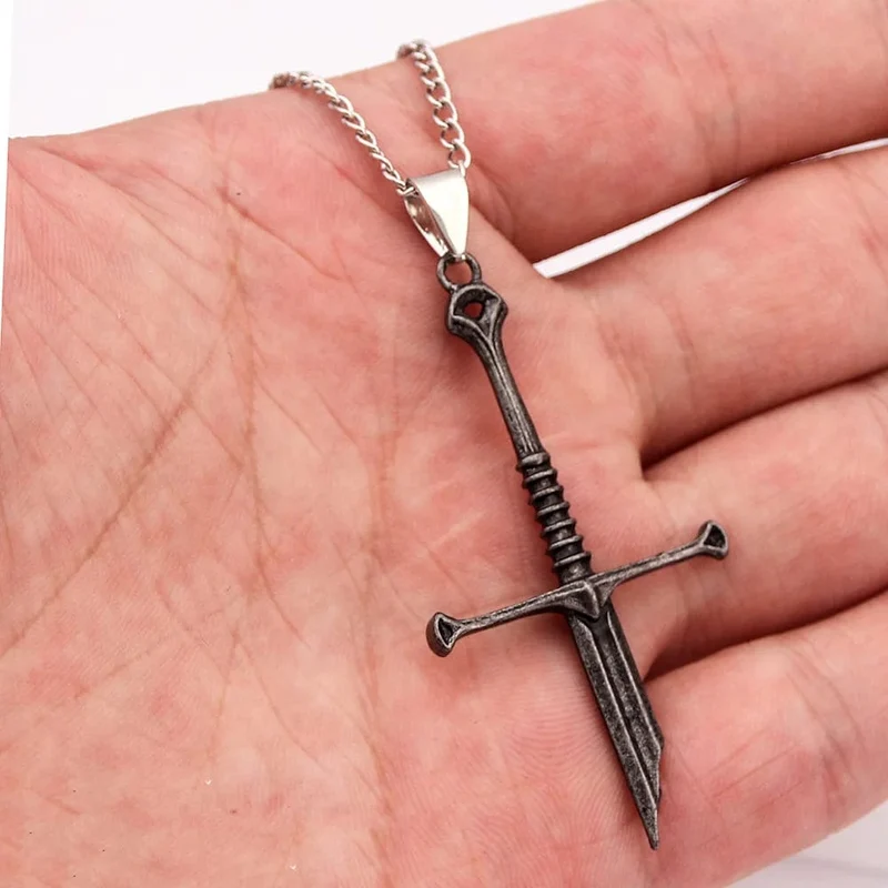 Vintage Narsil Broken Sword Halskette für Männer Frauen Moveis Schmuck Cosplay Cool Punk Schwert Anhänger Halskette Geschenk