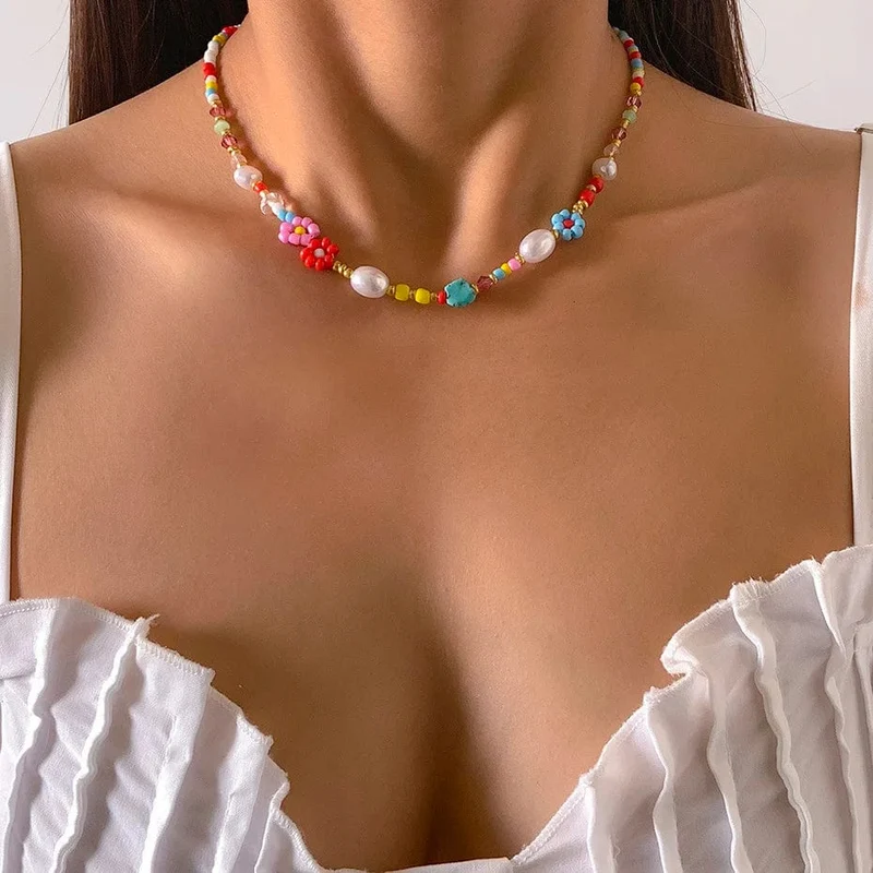 Barocke Simulierte Perlen Niedliche Blumen Bunte handgewebte Perlen Kurze Schlüsselbeinkette Chokerhalskette Für Frauen Mädchen Schmuck