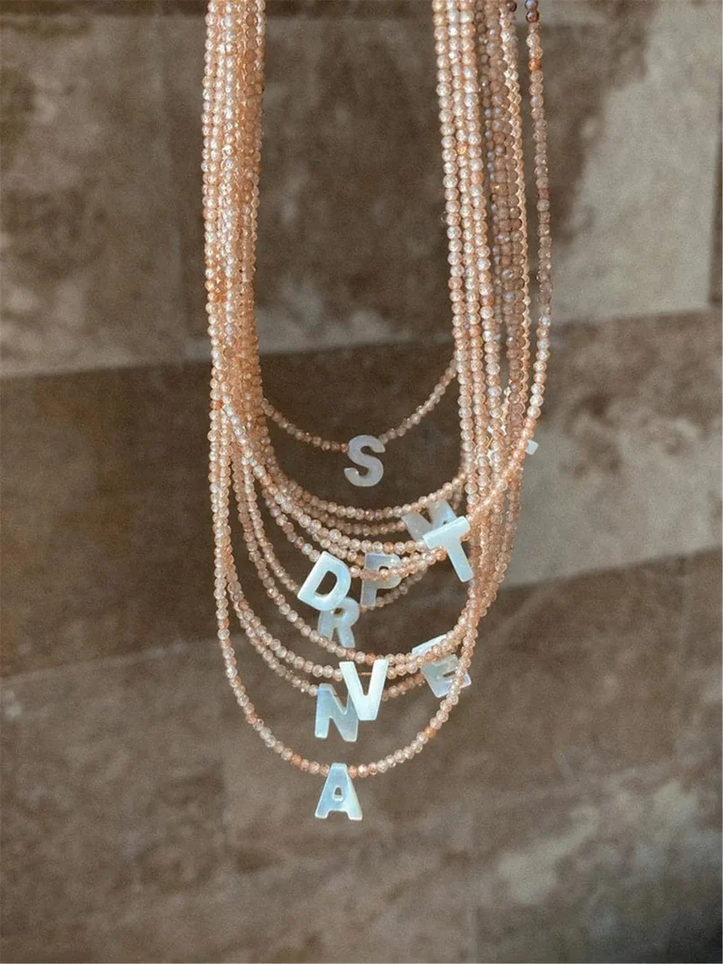 Neue Mode 26 Brief Shell Choker Halsketten Für Frauen Glänzende Kristall Perlen Schlüsselbein Chian Weibliche Hals Anhänger Halskette Schmuck