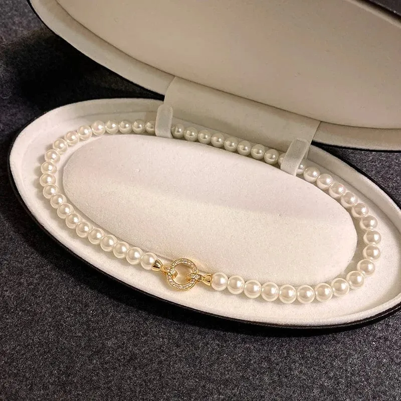Französische elegante Mikro-Set Zirkon runde Schnalle Imitation Perle Perlen Halskette für Damen Temperament Schmuck süße Accessoires