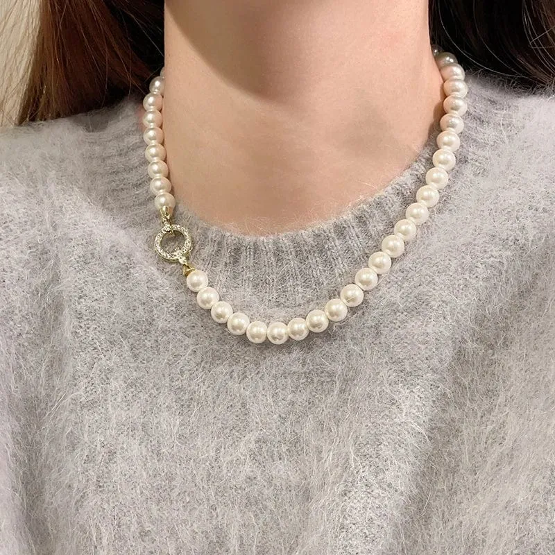 Französische elegante Mikro-Set Zirkon runde Schnalle Imitation Perle Perlen Halskette für Damen Temperament Schmuck süße Accessoires