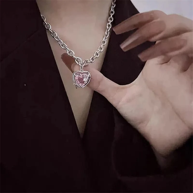 Kpop Herz-Halskette, französische Glücksbohne, Liebes-Schlüsselbeinkette, koreanische einfache weibliche Doppelschicht-Halskette, weiblicher Anhänger für Frauen