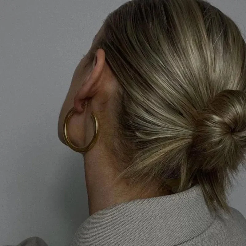 Neue Hohle Dicke Schleife Große Kreis Hoop Ohrringe Frauen Klassische Gold Farbe Runde Ring Piercing Ohrring Modeschmuck