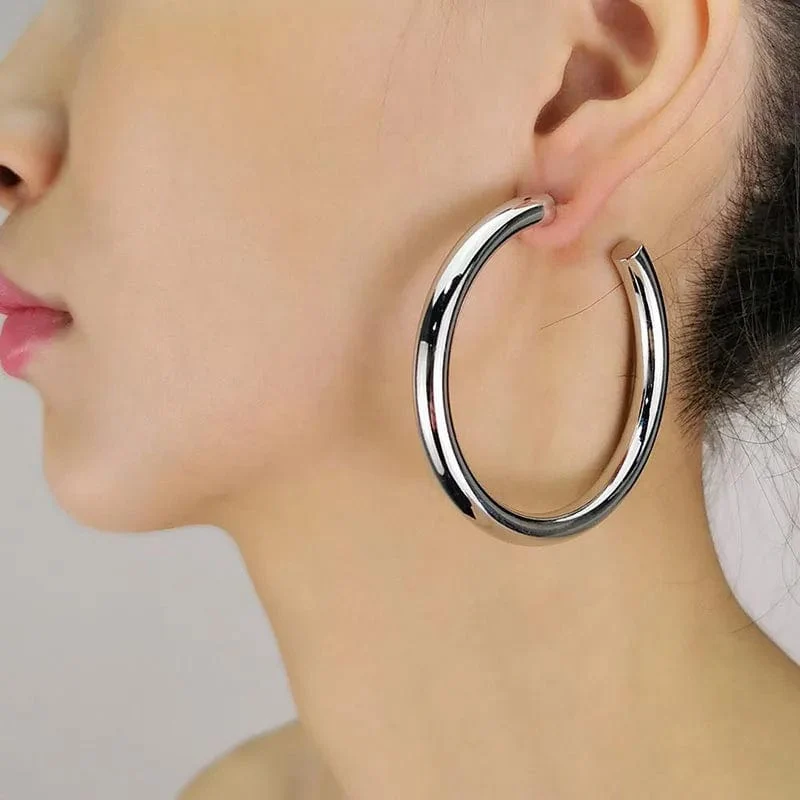 Neue Hohle Dicke Schleife Große Kreis Hoop Ohrringe Frauen Klassische Gold Farbe Runde Ring Piercing Ohrring Modeschmuck