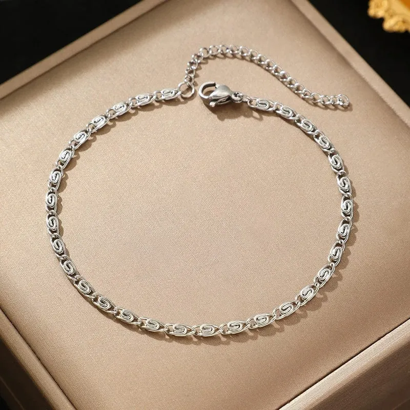 Edelstahlarmband im neuen Stil, Einfachheit, Subtilität, Büroklammerkette, leichtes Luxusarmband für Frauen, Schmuck für den täglichen Gebrauch
