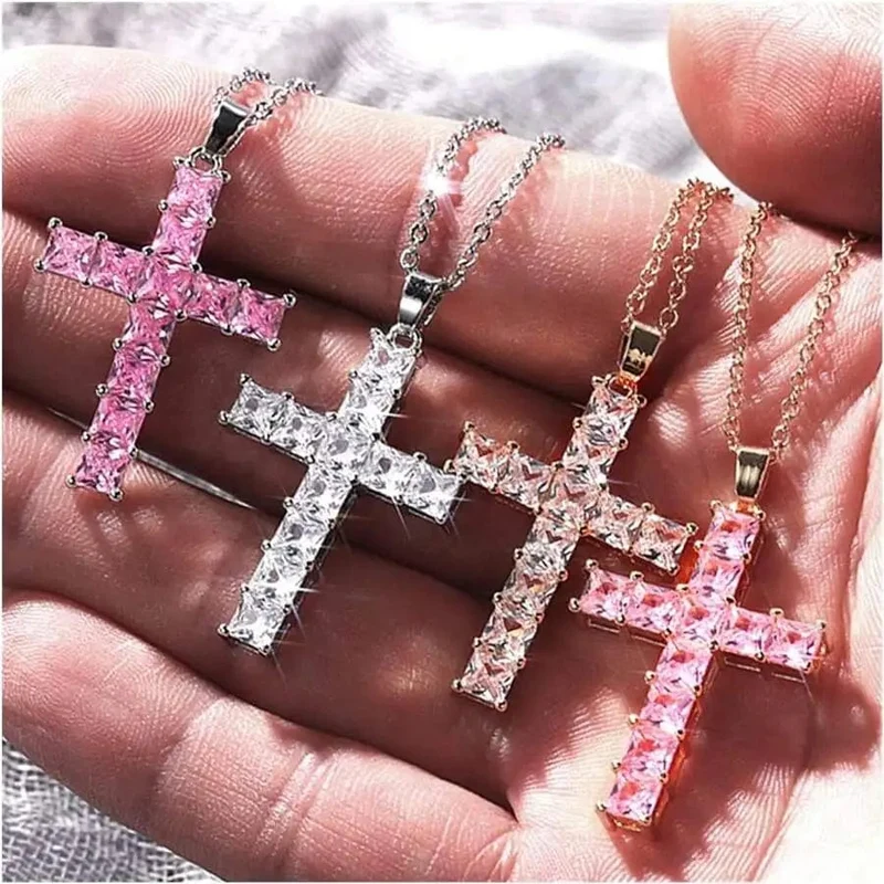 Neue Mode Halsketten Weibliche Anhänger Gold Multi Farbe Kristall Jesus Kreuz Anhänger Für Frauen Halskette Party Freizeit Schmuck