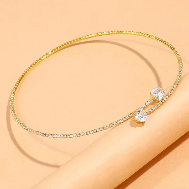Modische Halskette mit Strass-Herz-Kragen für Frauen, einfache offene Halskette, Drehmomente, Schmuckzubehör