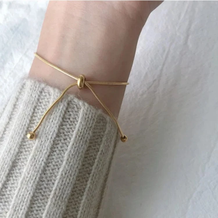 ANENJERY 316L Edelstahl verstellbares Zugarmband Fußkettchen weibliche Ins Kalter Wind einfaches Schlangenknochenkettenarmband