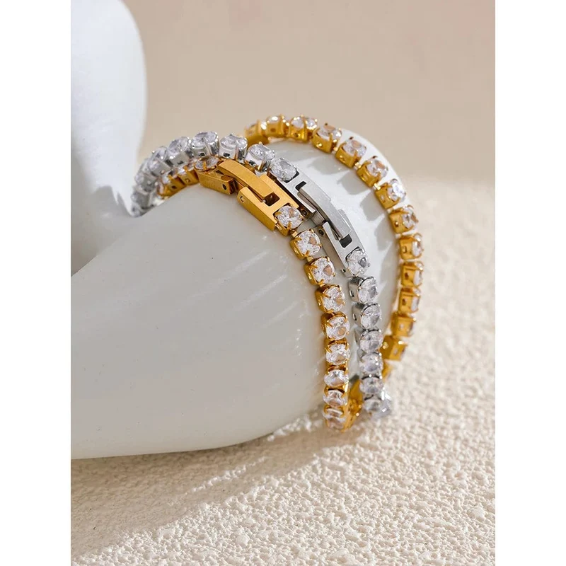 Yhpup 4mm Hochwertiger glänzender Zirkonia-Kettenarmband-Armreif für Frauen aus Edelstahl Exquisiter Premium-Schmuck Neu