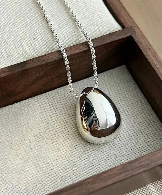 Bilandi Modeschmuck Einfaches, zartes Design Glatte Metall-Teardrop-Anhänger-Halskette für Frauen Weibliche Party Geschenk Dropshipping