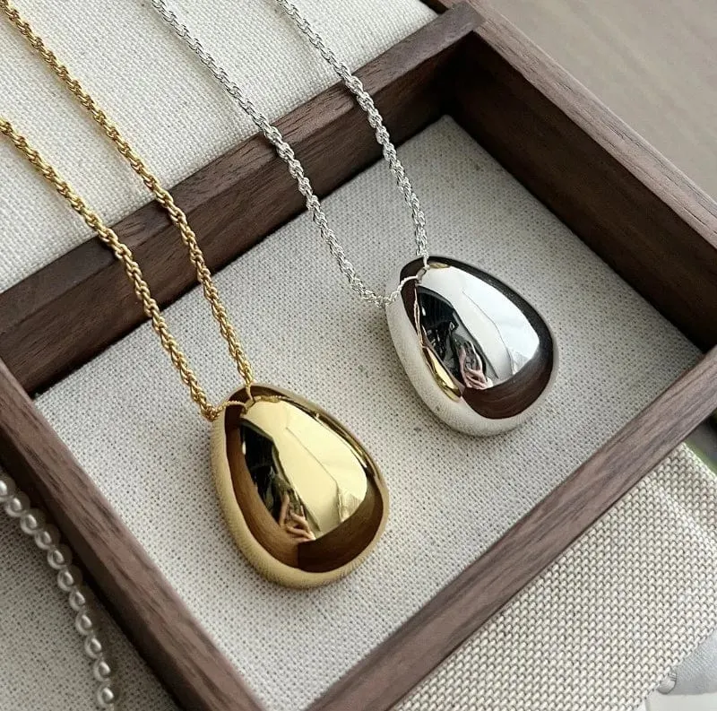 Bilandi Modeschmuck Einfaches, zartes Design Glatte Metall-Teardrop-Anhänger-Halskette für Frauen Weibliche Party Geschenk Dropshipping