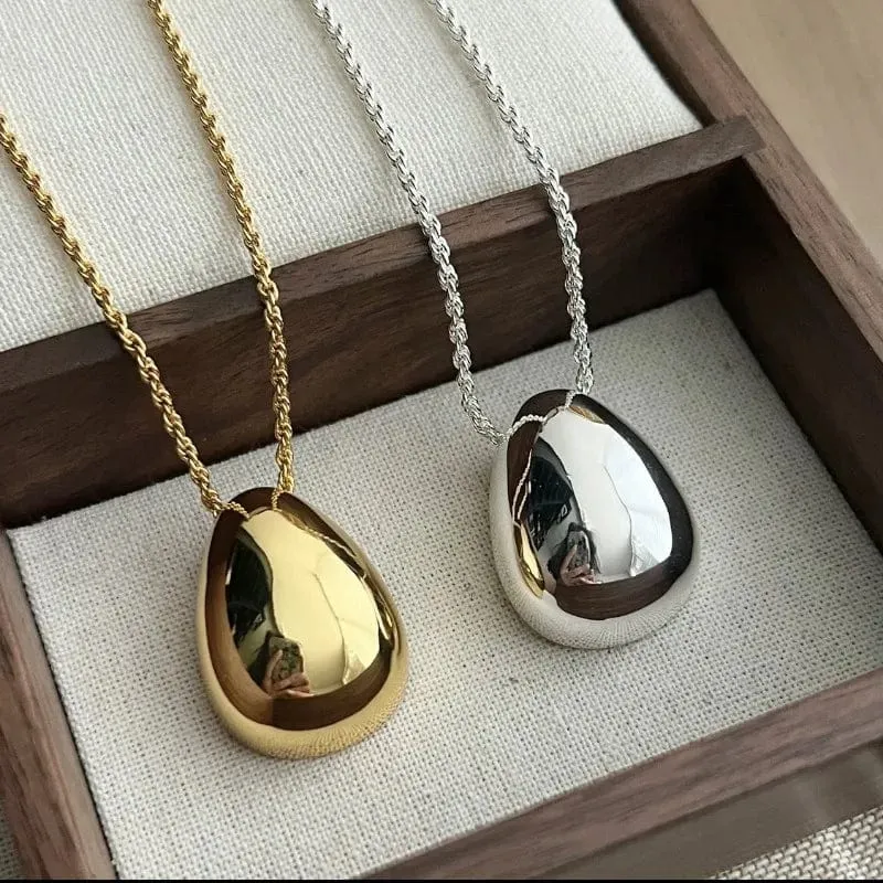 Bilandi Modeschmuck Einfaches, zartes Design Glatte Metall-Teardrop-Anhänger-Halskette für Frauen Weibliche Party Geschenk Dropshipping