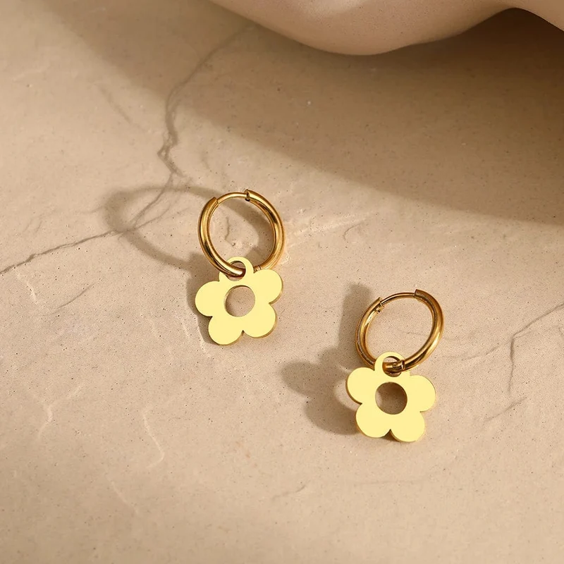 Ohrringe aus Edelstahl, niedliche Cartoon-Blumenanhänger, koreanischer Modestil, Creolen für Damen, Schmuck, Geschenk für die beste Freundin, Hochzeitsgeschenk