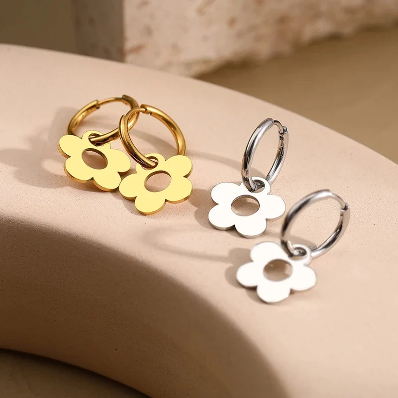 Ohrringe aus Edelstahl, niedliche Cartoon-Blumenanhänger, koreanischer Modestil, Creolen für Damen, Schmuck, Geschenk für die beste Freundin, Hochzeitsgeschenk