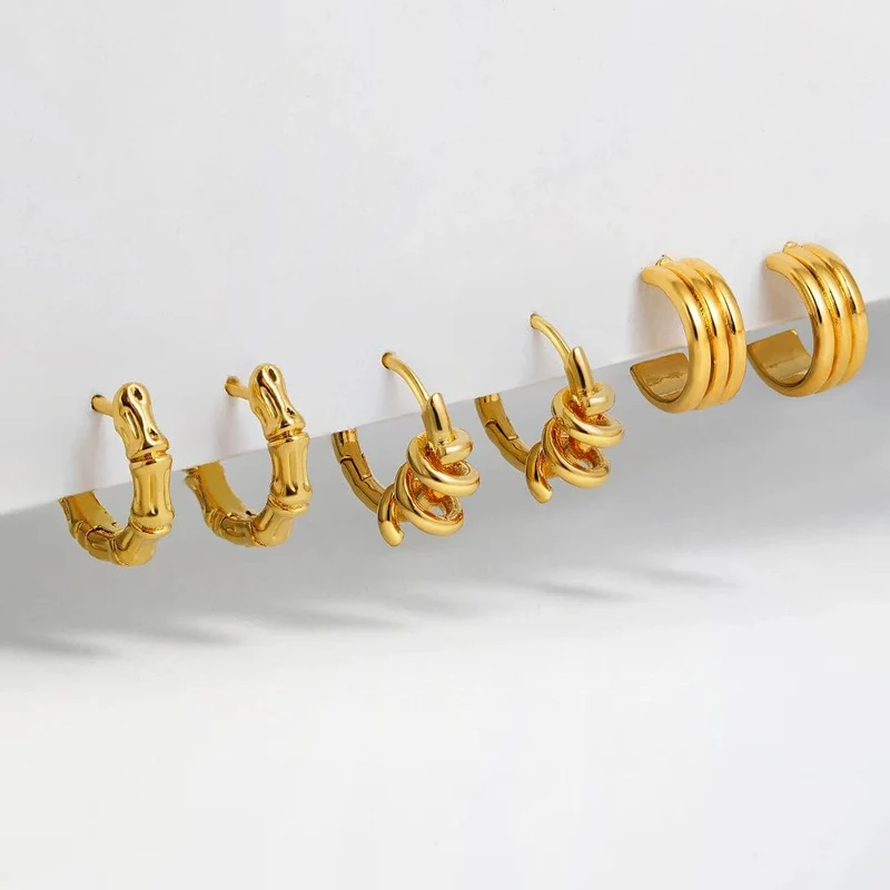 3 Paar/Set zierliche goldfarbene geometrische Kreis-Kleine Creolen für Frauen Statement-Perlen Twist Huggie Ohrring Modeschmuck
