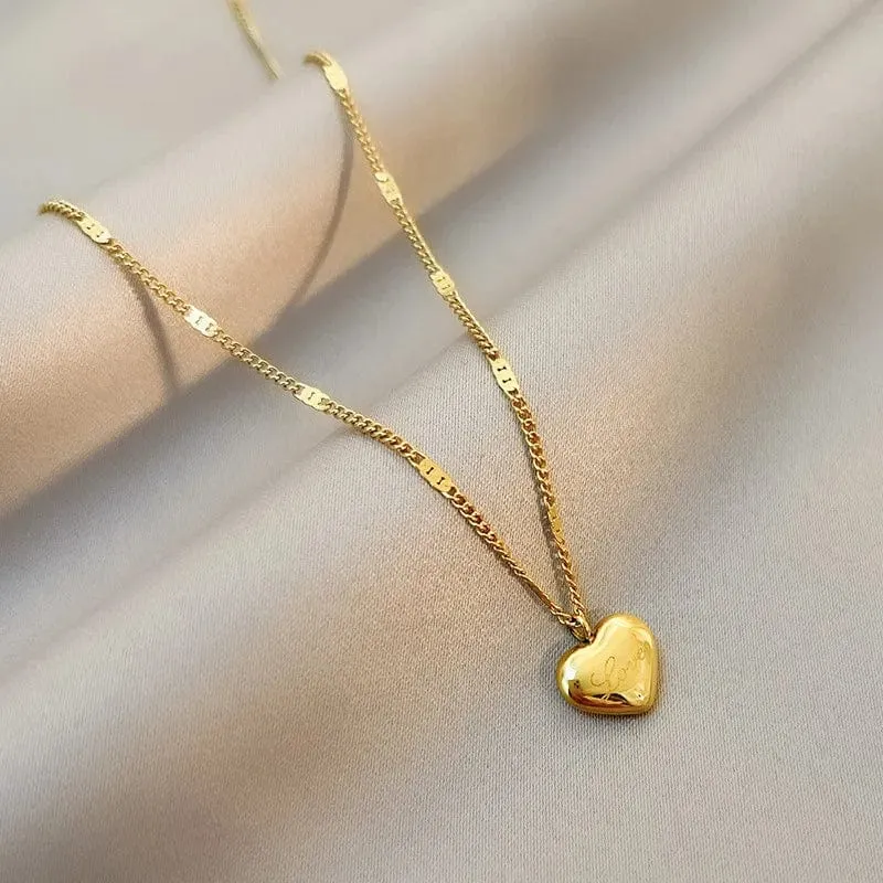 Trendy Einfache Gold Farbe Herz Anhänger Colliers Halskette für Frauen Temperament Liebesbrief Dünne Schlüsselbein Kette Schmuck Geschenk