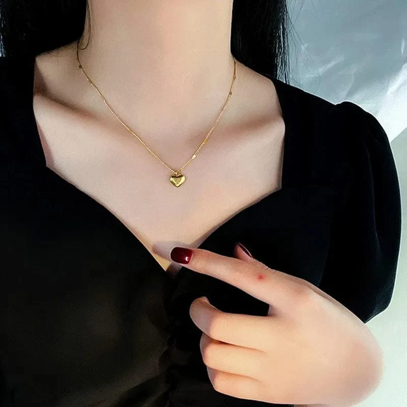 Trendy Einfache Gold Farbe Herz Anhänger Colliers Halskette für Frauen Temperament Liebesbrief Dünne Schlüsselbein Kette Schmuck Geschenk