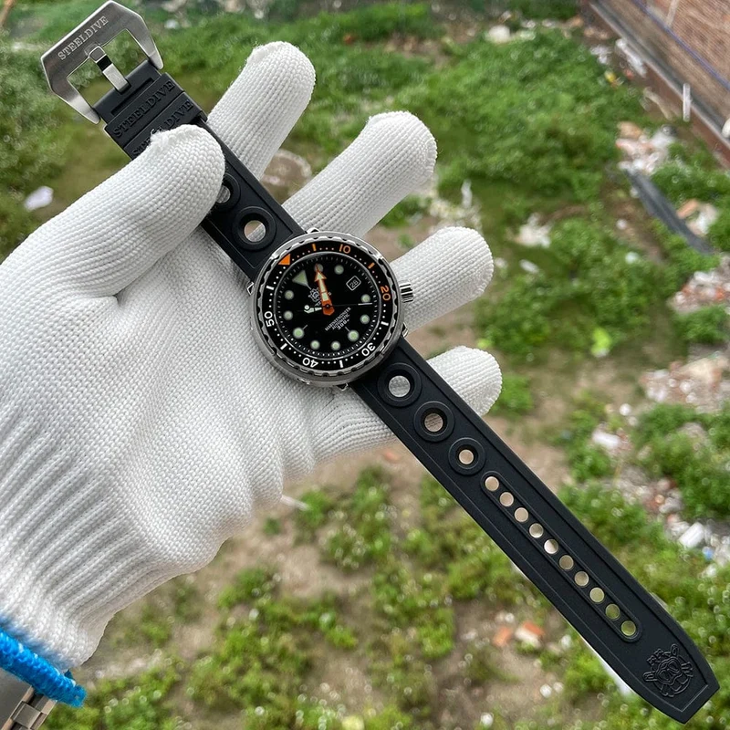 STEELDIVE SD1975C Klassische mechanische Uhr für Männer, mehrfarbig, leuchtend, 30 Bar, wasserdicht, NH35-Uhrwerk, Taucher-Thunfisch-Saphirspiegel
